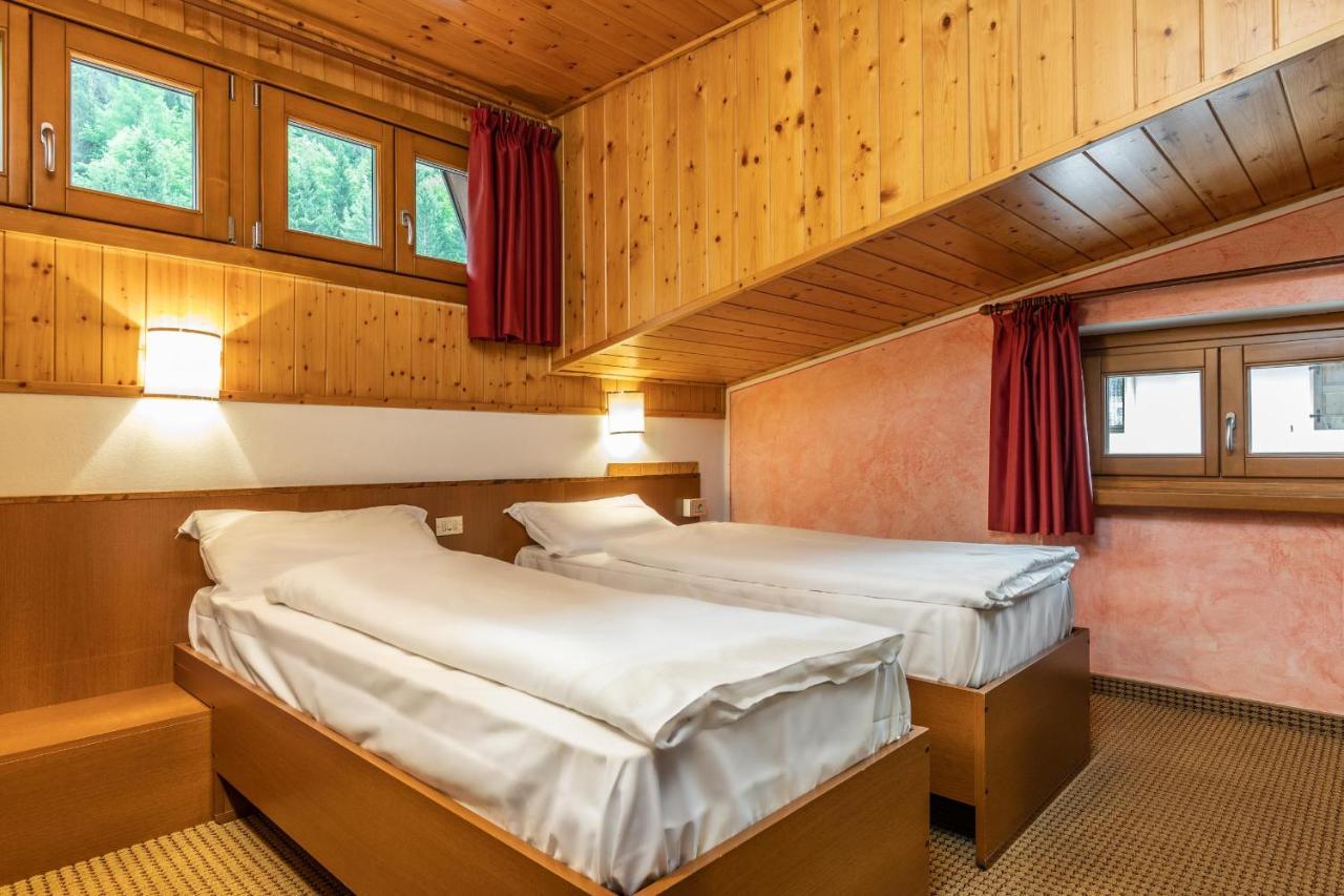 Hotel Italo Мадонна-ді-Кампільйо Екстер'єр фото